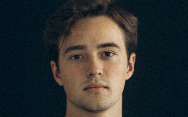 Da fotografia à narrativa visual: como Felipe Pick transformou imagens em histórias que atravessam o tempo