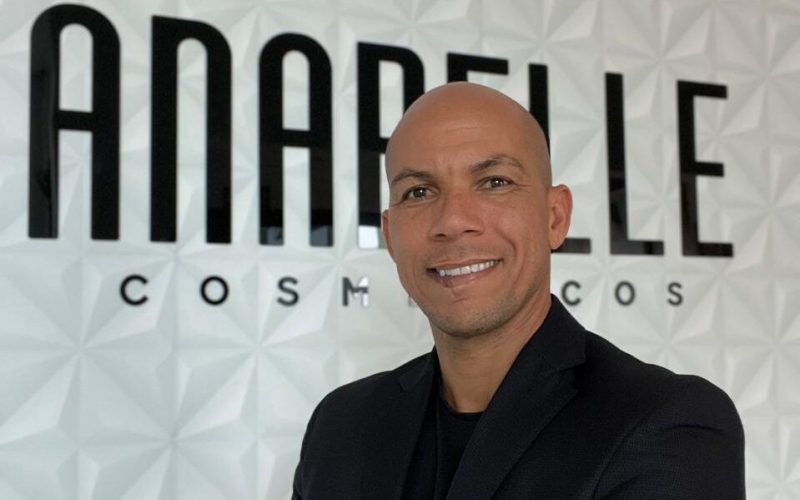 De servente de pedreiro a cofundador de marca presente em 16 estados: a trajetória de Henrique Marques e da Anabelle Cosméticos